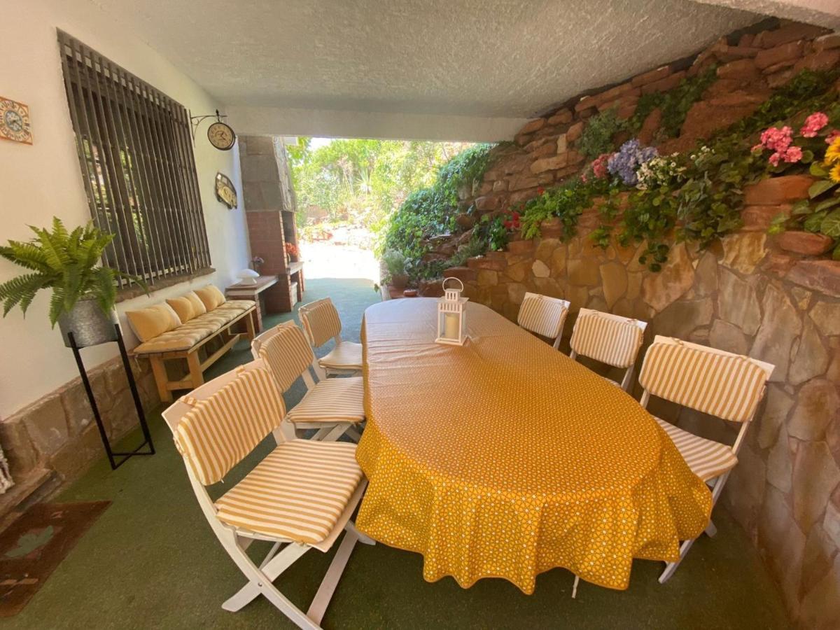 Casa Familiar Con Piscina Pallejá