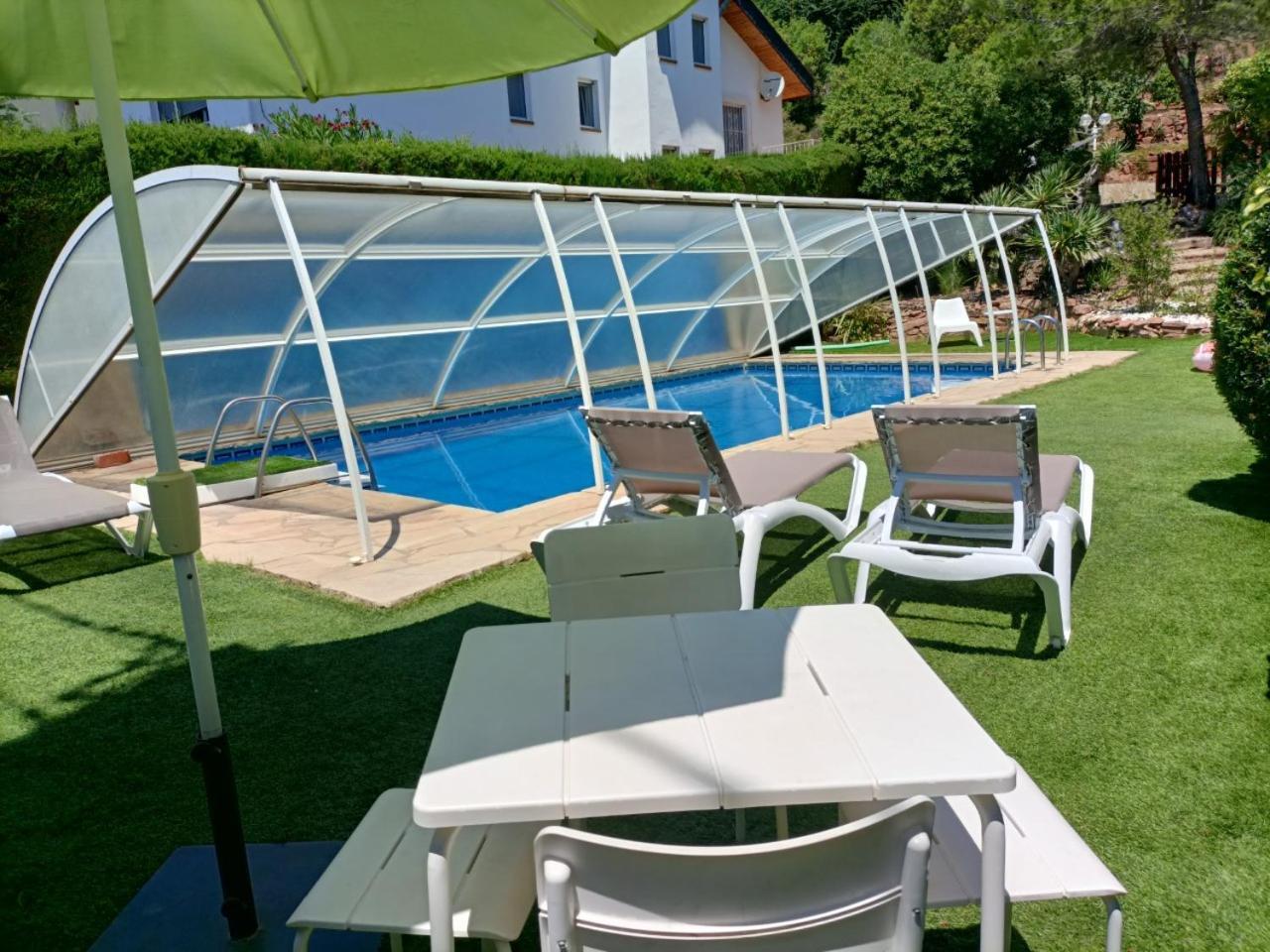 Hébergement de vacances Casa Familiar Con Piscina